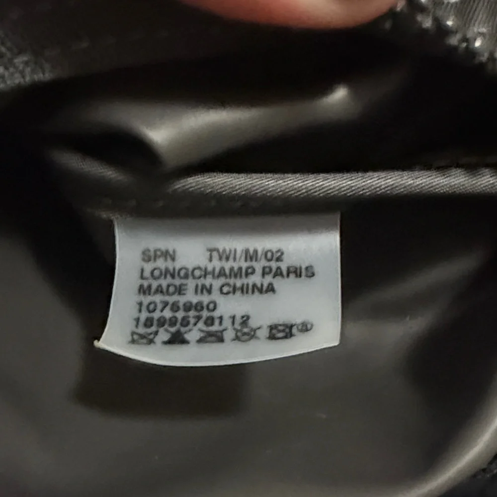 Longchamp dark gray Tote Bag with wear on bottom - Picture 9 of 15